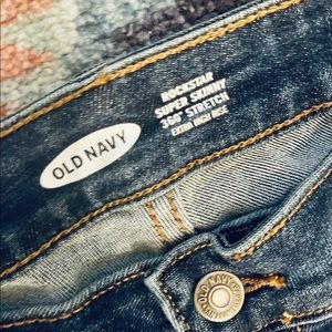 Old Navy ultra high rise 360 stretch jeans NWT
